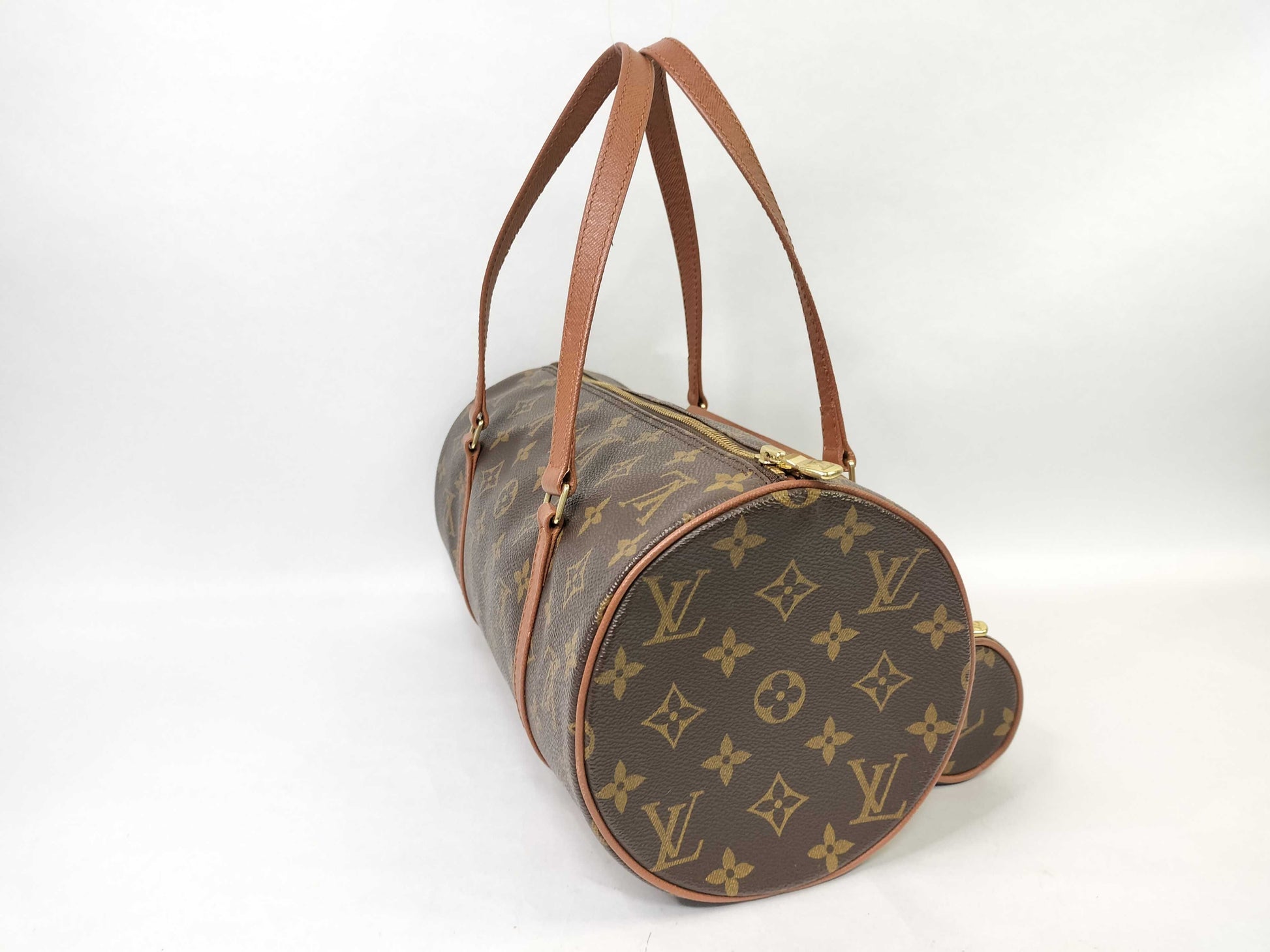LOUIS VUITTON Monogram Louis Vuitton Monogram Old Papillon Handbag with Pouch