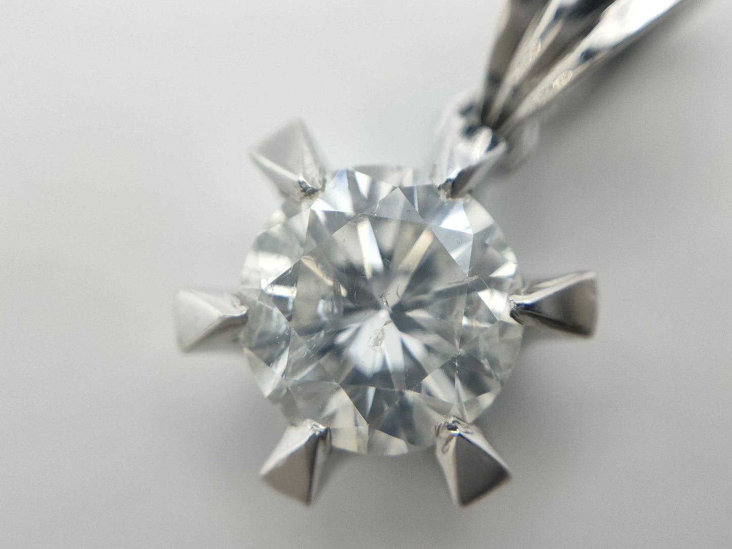 D1.22ct PT850 2.7g Pendant Top