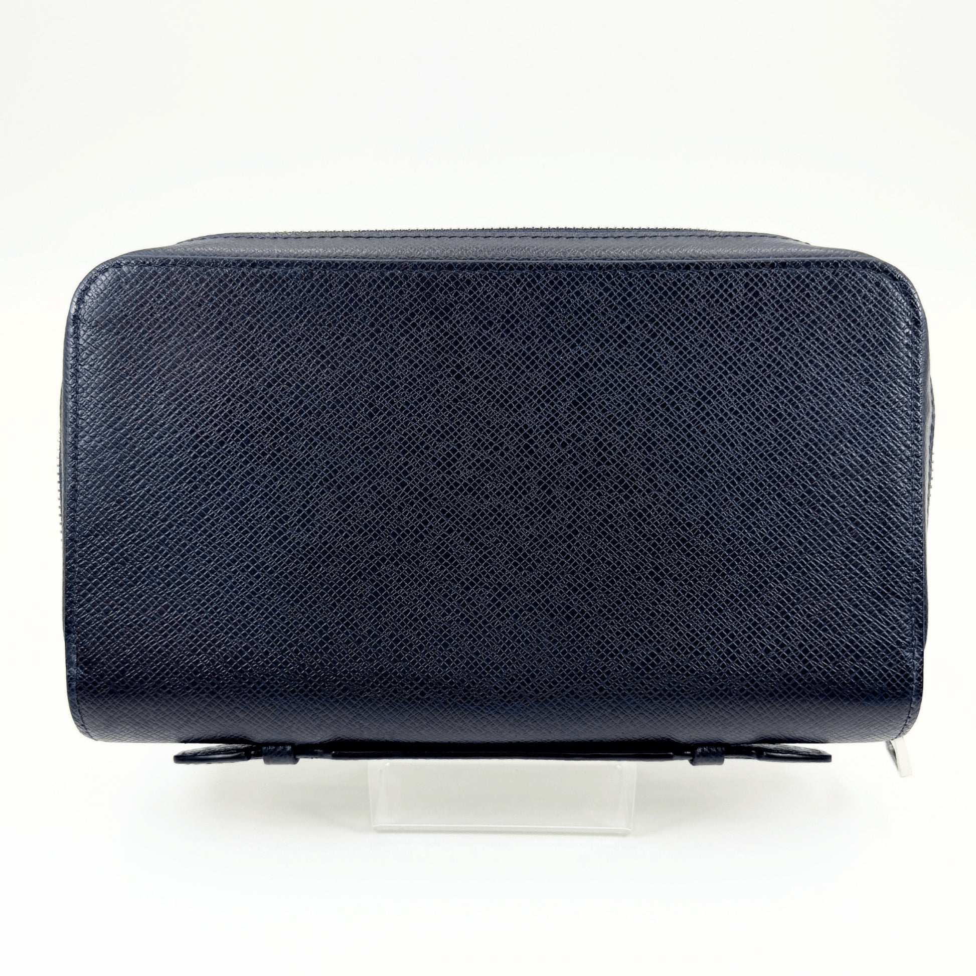 LOUIS VUITTON LOUIS VUITTON Taiga Zippy XL Blue 2018 Wallet SV Hardware Wallet Wallet