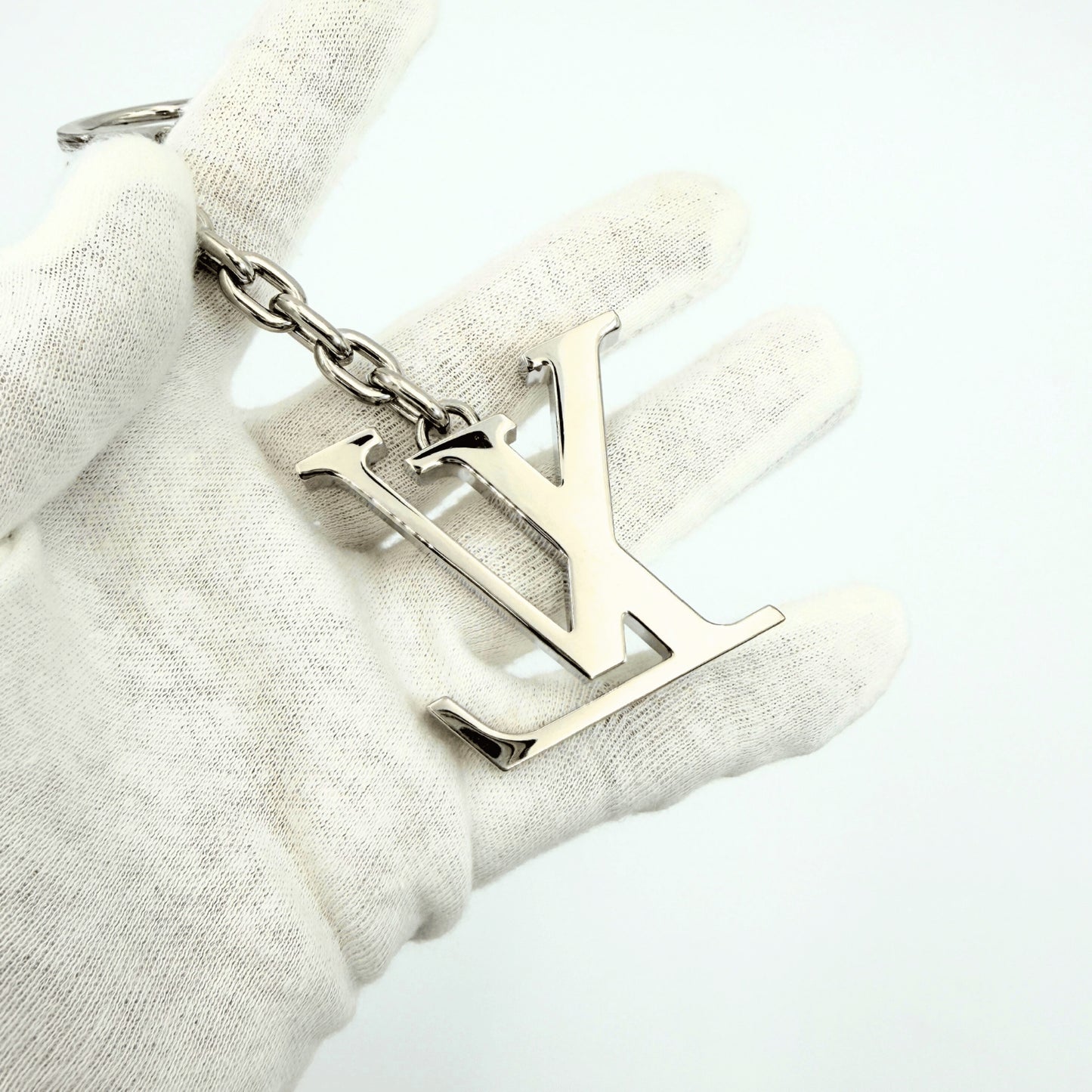 LOUIS VUITTON PORTOCRE Initial LV Charm Keyring M65071 Key Case & Key Chain with Box & Storage Bag Key Case & Key Chain