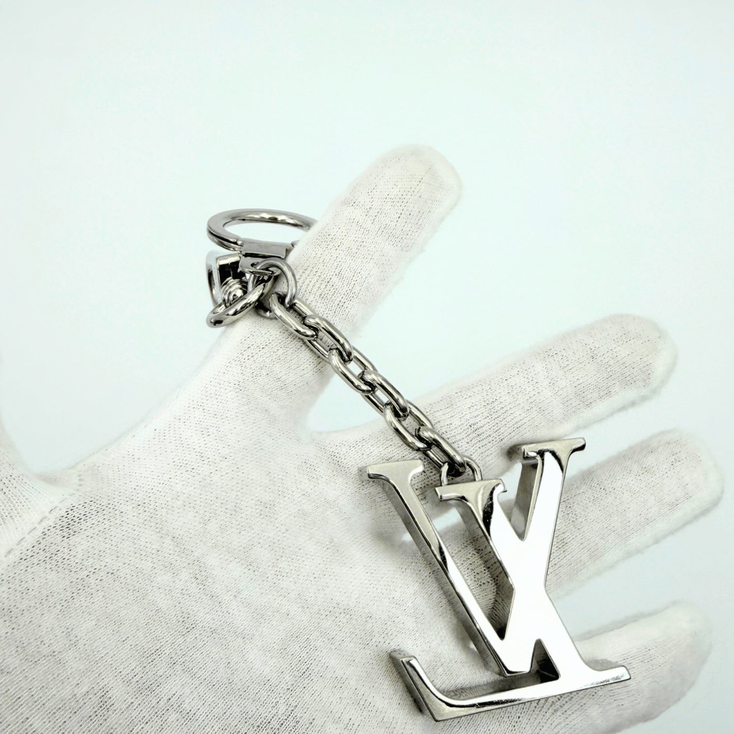 LOUIS VUITTON PORTOCRE Initial LV Charm Keyring M65071 Key Case & Key Chain with Box & Storage Bag Key Case & Key Chain