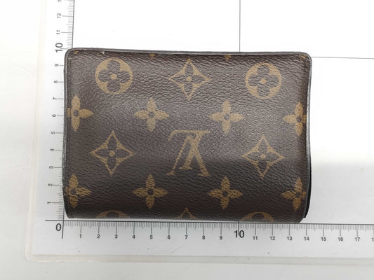 LOUIS VUITTON Giant Monogram Bifold Wallet 16-368 Wallet