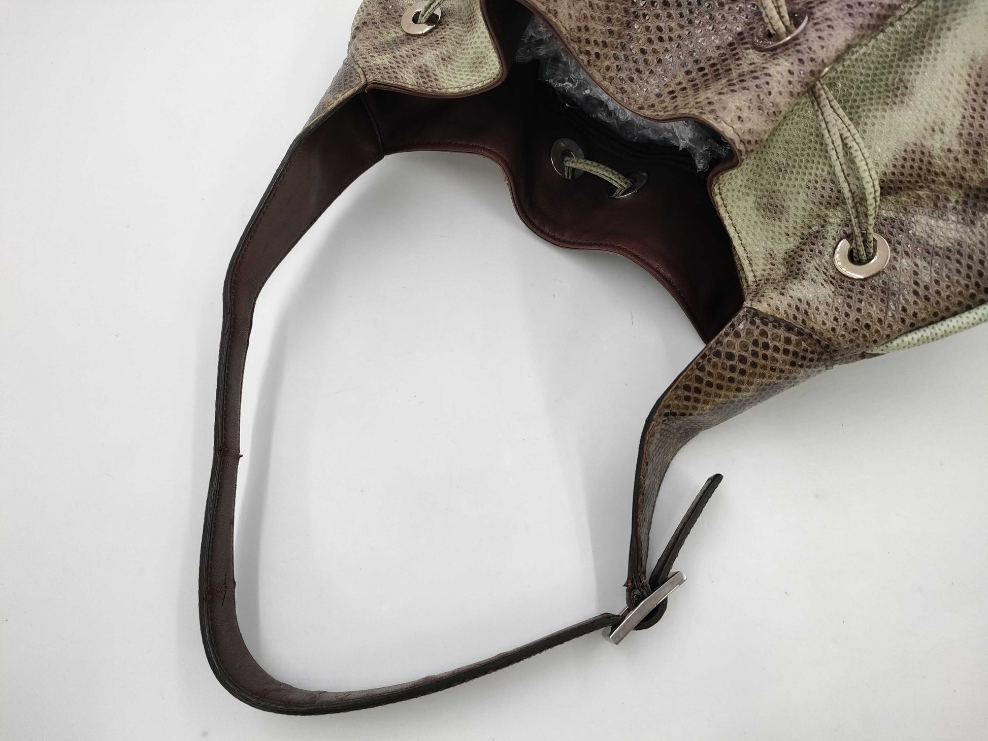 GUCCI GUCCI Gucci Python 001 4030 One Shoulder Hobo Bag