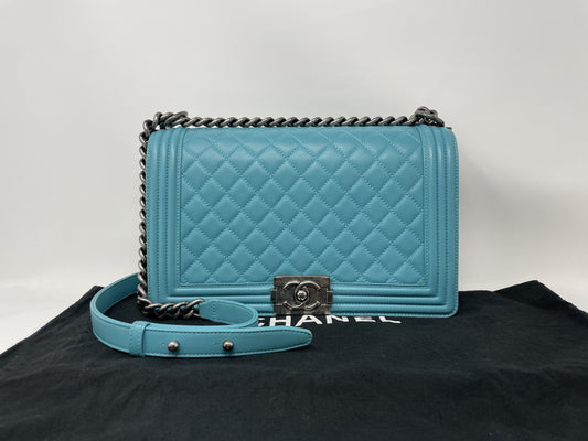 CHANEL Boy Chanel Shoulder Bag, Green with Silver Hardware and Leather Shoulder Bag