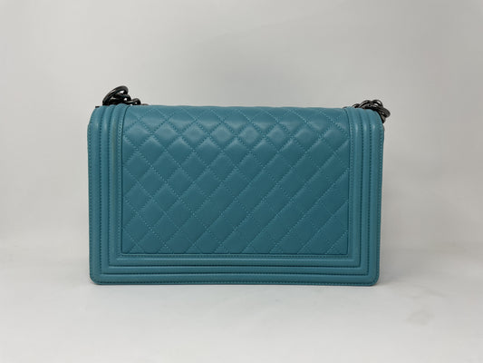 CHANEL Boy Chanel Shoulder Bag, Green with Silver Hardware and Leather Shoulder Bag