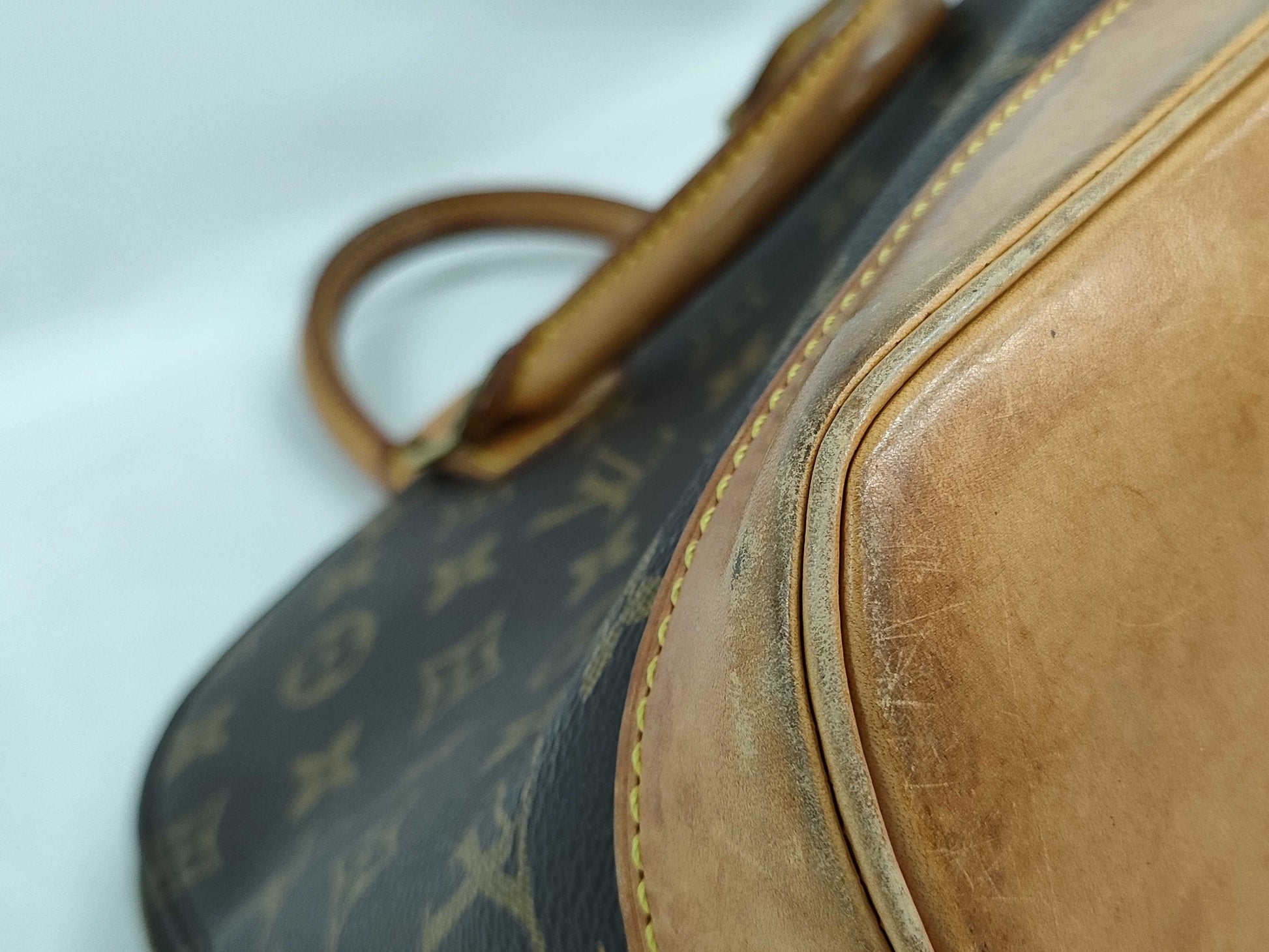 LOUIS VUITTON Monogram Alma FL0031 Handbag
