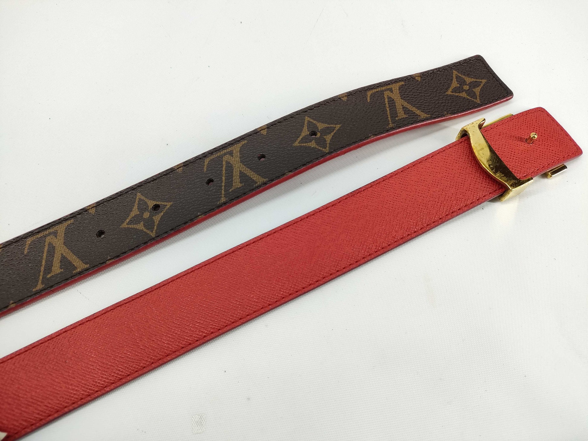 LOUIS VUITTON M9498 Monogram Santur Belt