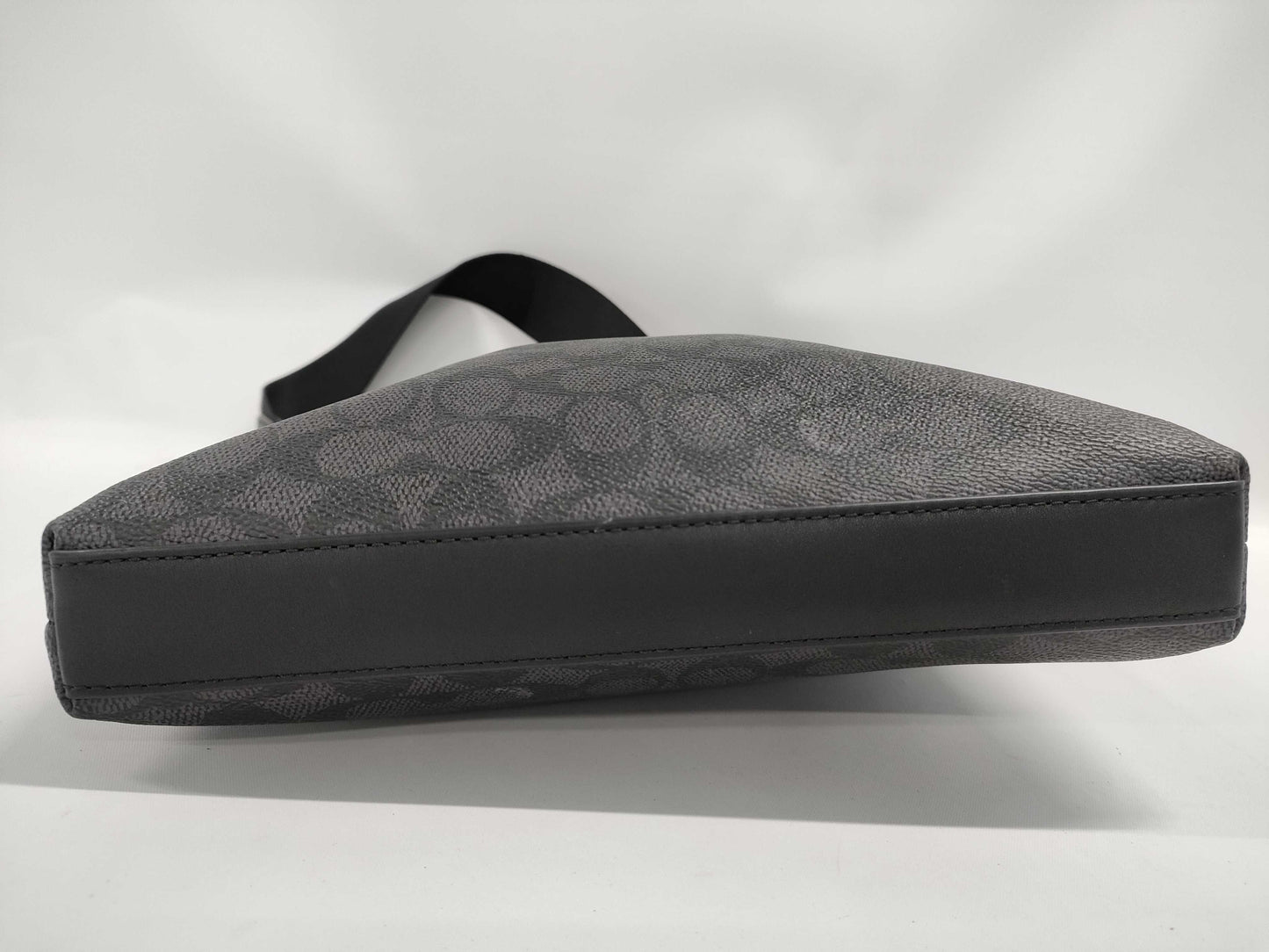 COACH Signature Pattern Black Shoulder Bag