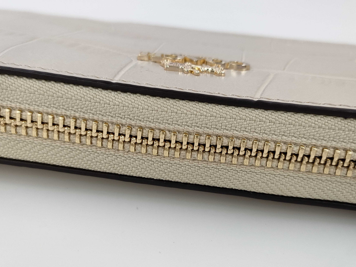 COACH Long Wallet Croco-style Embossed Leather White Wallet