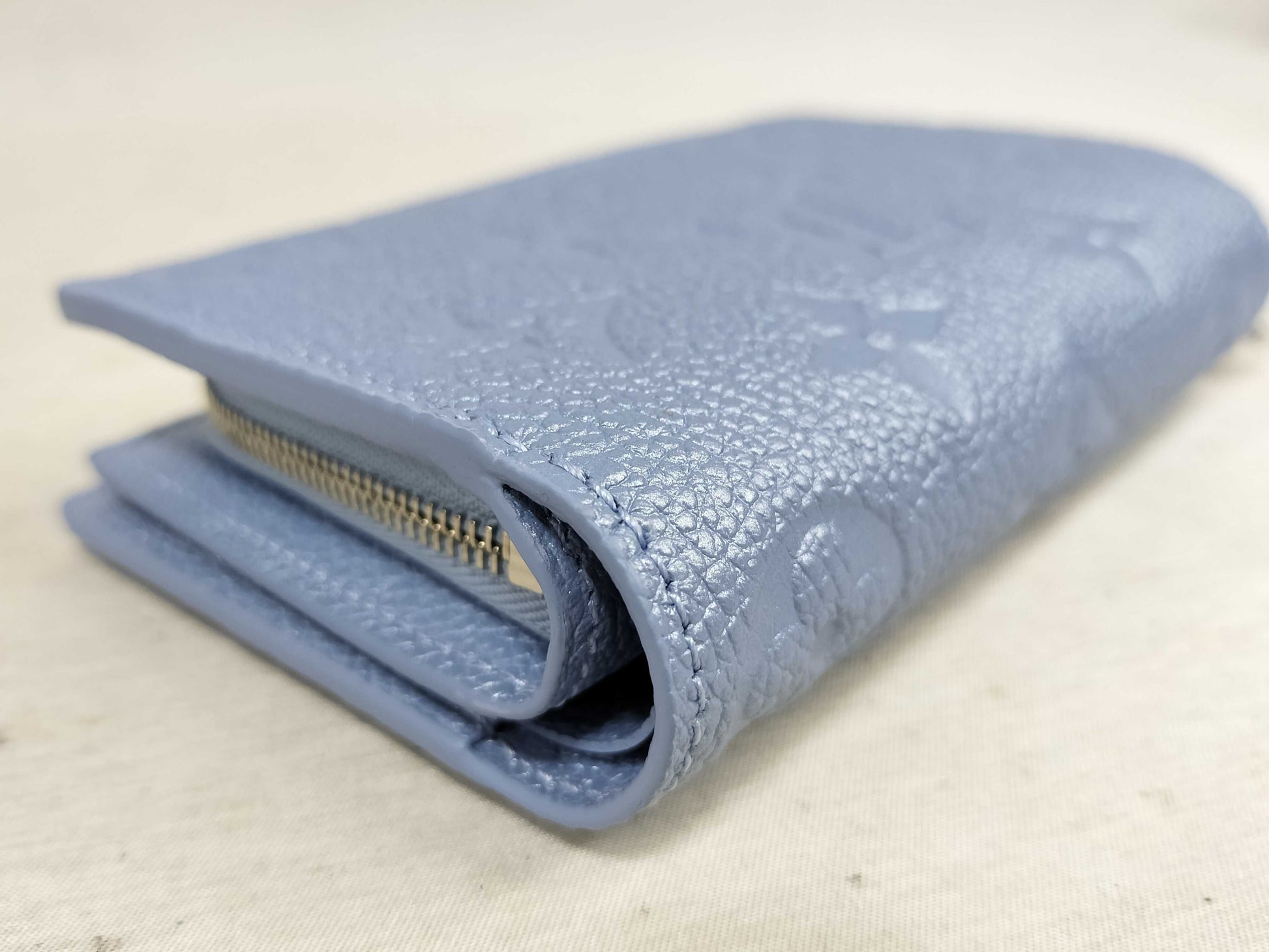 LOUIS VUITTON Monogram Empreinte Portefeuille Claire M26515 RFID Blue Frost Wallet