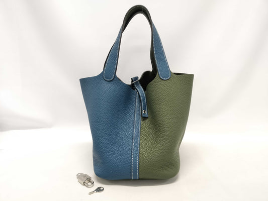 HERMES Taurillon Picotin Lock MM Two-Tone Handbag with Q Stamp
