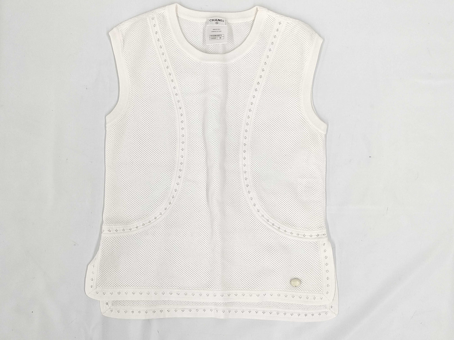 CHANEL White 12A Vest