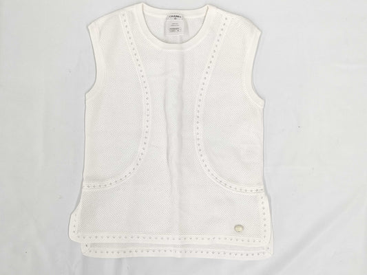 CHANEL White 12A Vest