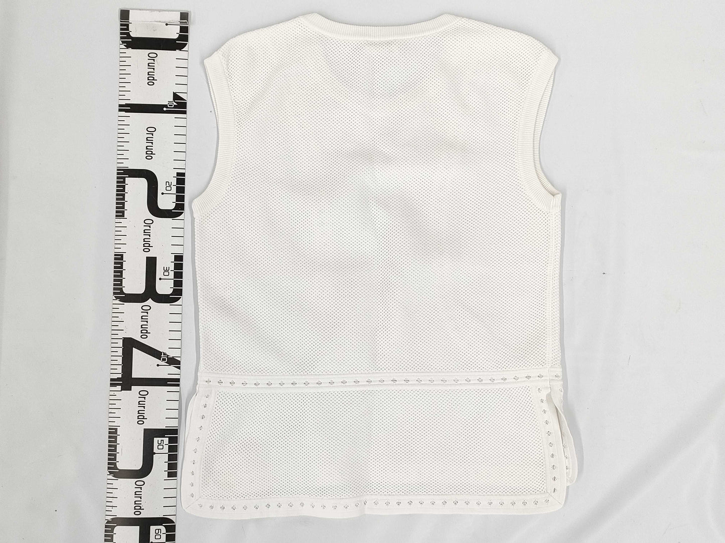 CHANEL White 12A Vest
