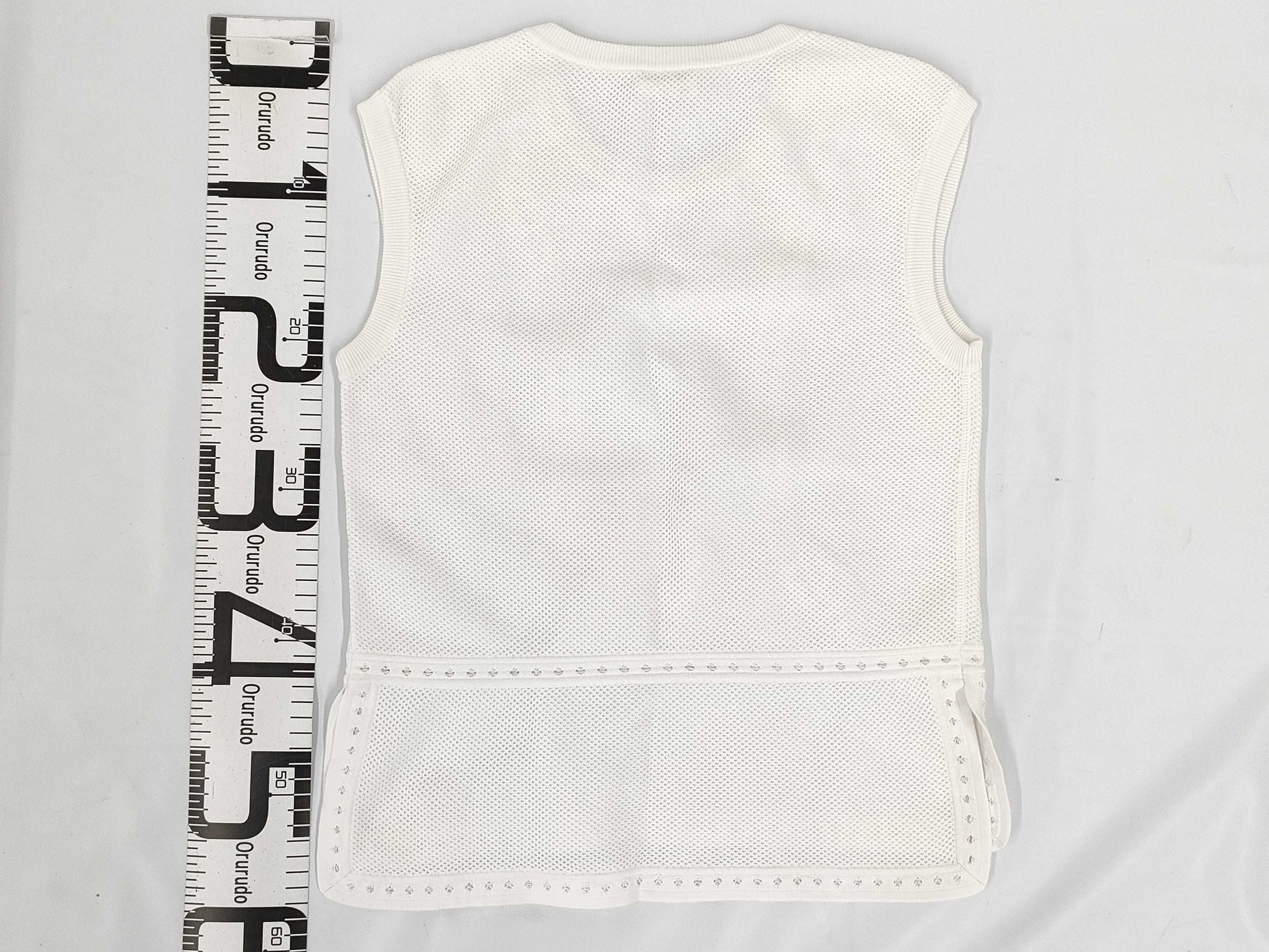 CHANEL White 12A Vest