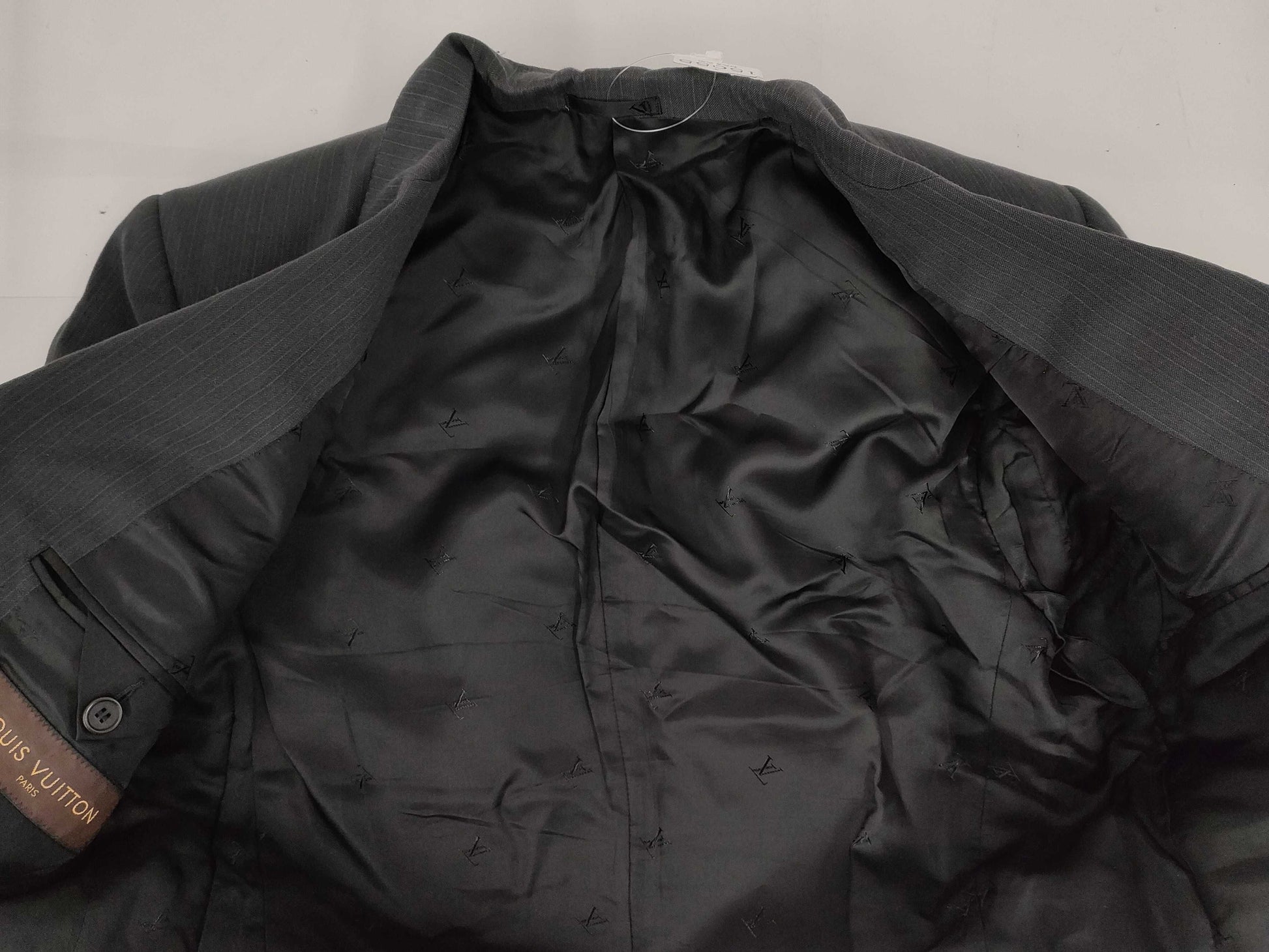 LOUIS VUITTON Set Gray Jacket/Pants/Size 46 Other Apparel