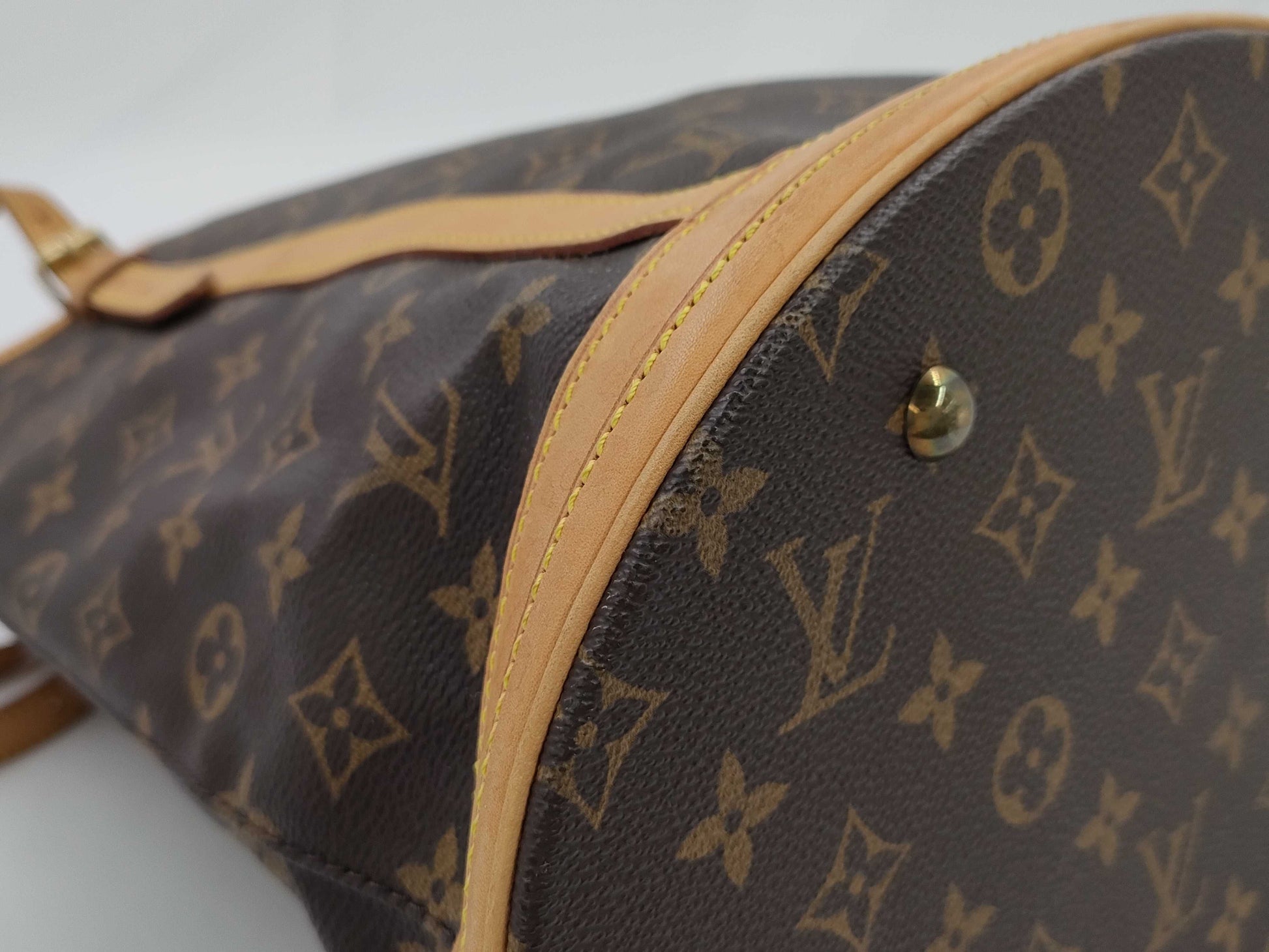 LOUIS VUITTON LOUISVUITTON Monogram Bucket GM M42236 FL0024 Tote Bag