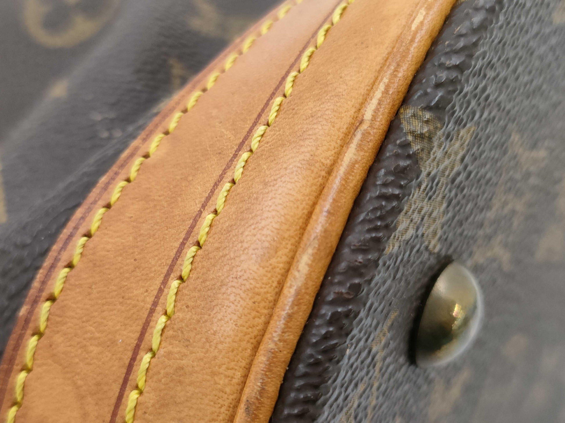 LOUIS VUITTON LOUISVUITTON Monogram Petit Bucket PM M42238 Tote Bag