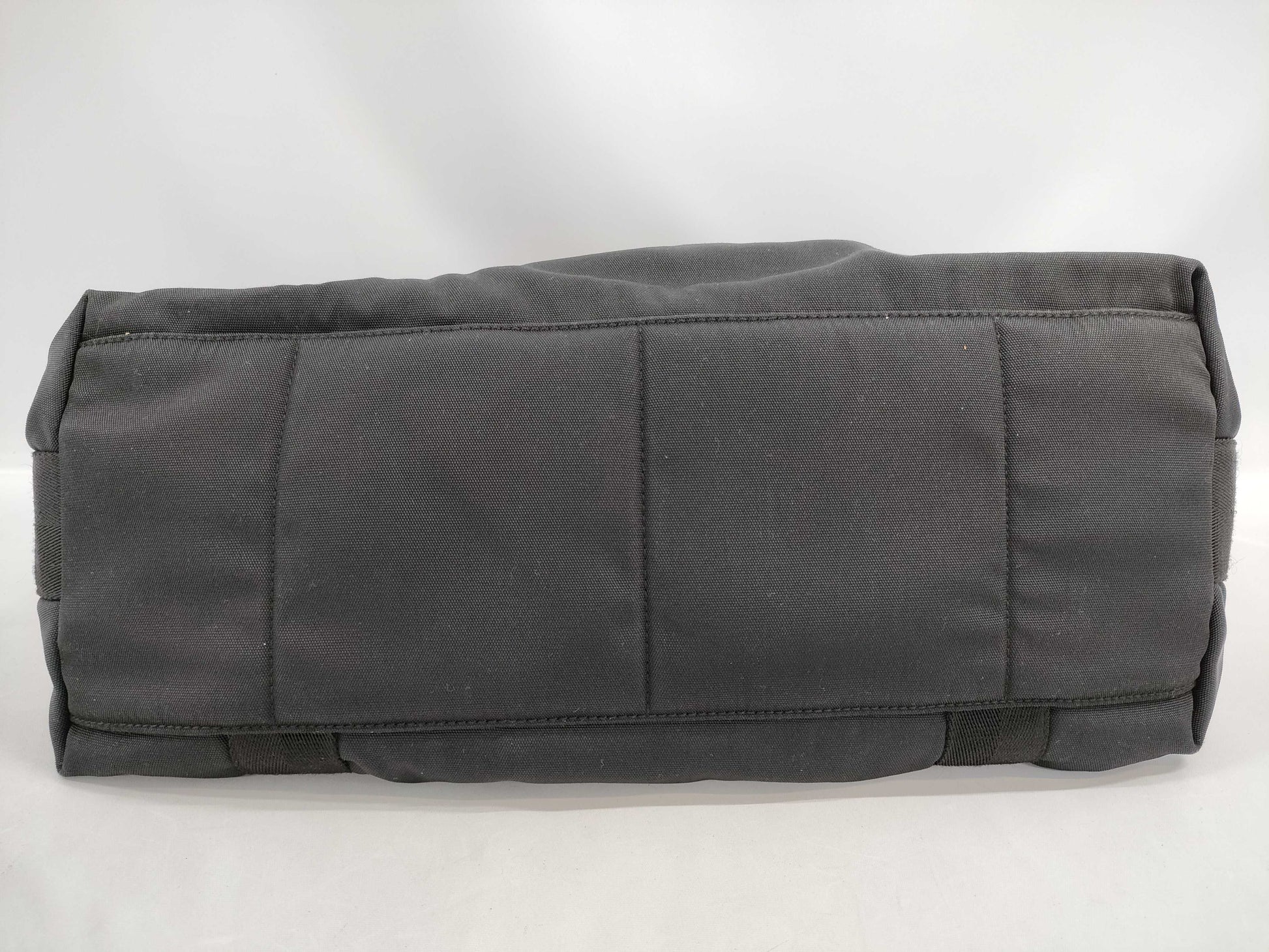 GUCCI Canvas Messenger Shoulder Bag
