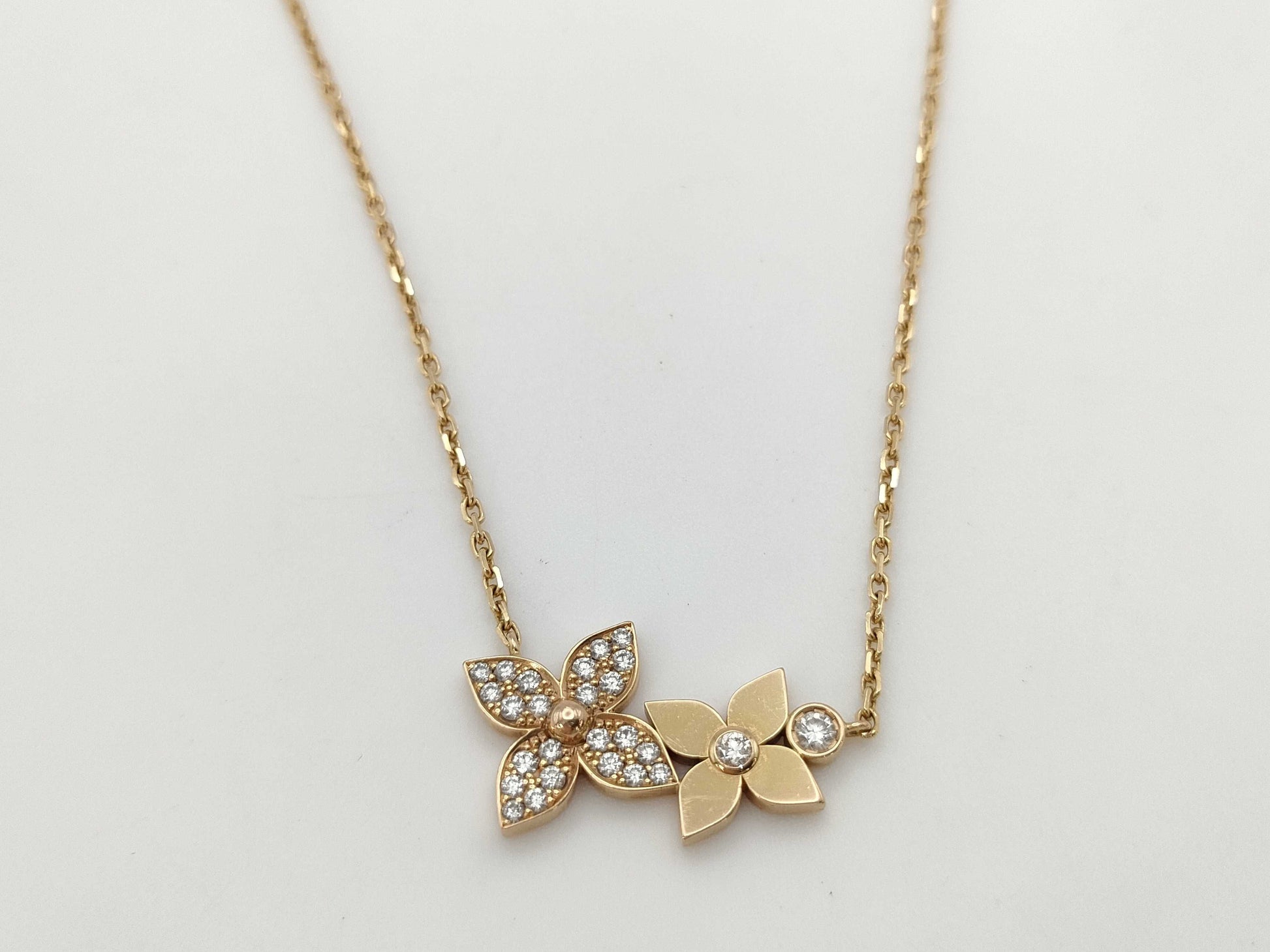 LOUIS VUITTON Star Blossom Diamond PG Au750 6.5g Necklace