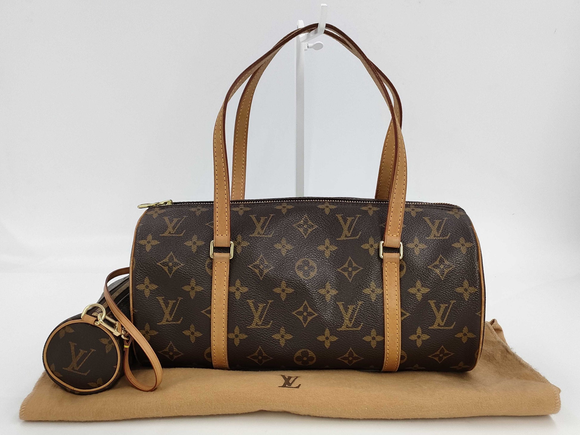 LOUIS VUITTON Papillon 30 Handbag with Pouch