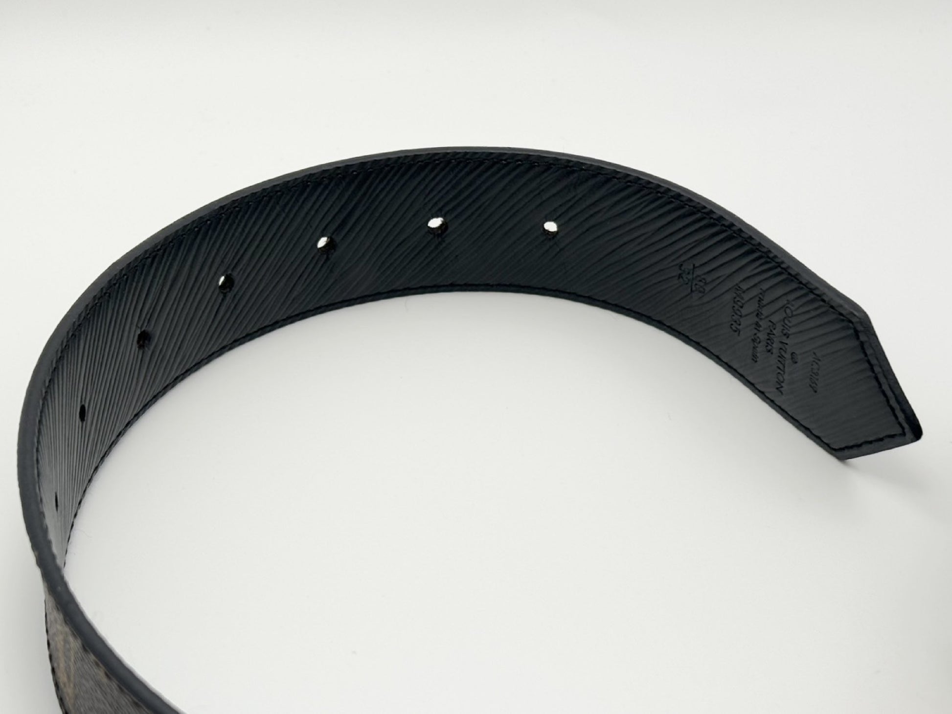 LOUIS VUITTON M9935 Santur LV Circle Reversible Monogram/Epi Leather Belt 80/32 PVC/Leather Black/Brown AC3169 Belt