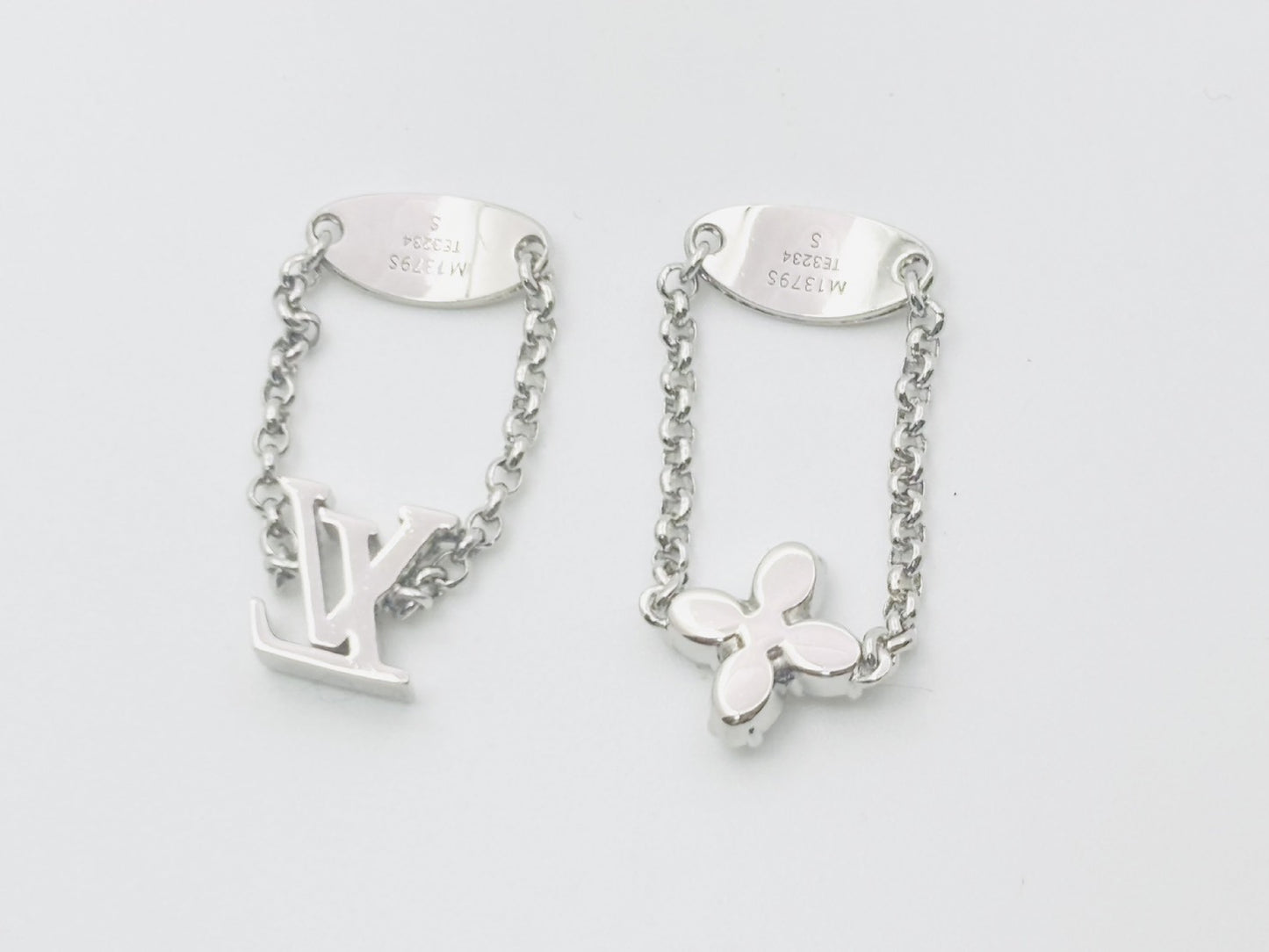 LOUIS VUITTON Vuitton M1379S Set Ring Lady LV Ring #S TE3234 Rhinestone Silver 2 Piece Set Ring