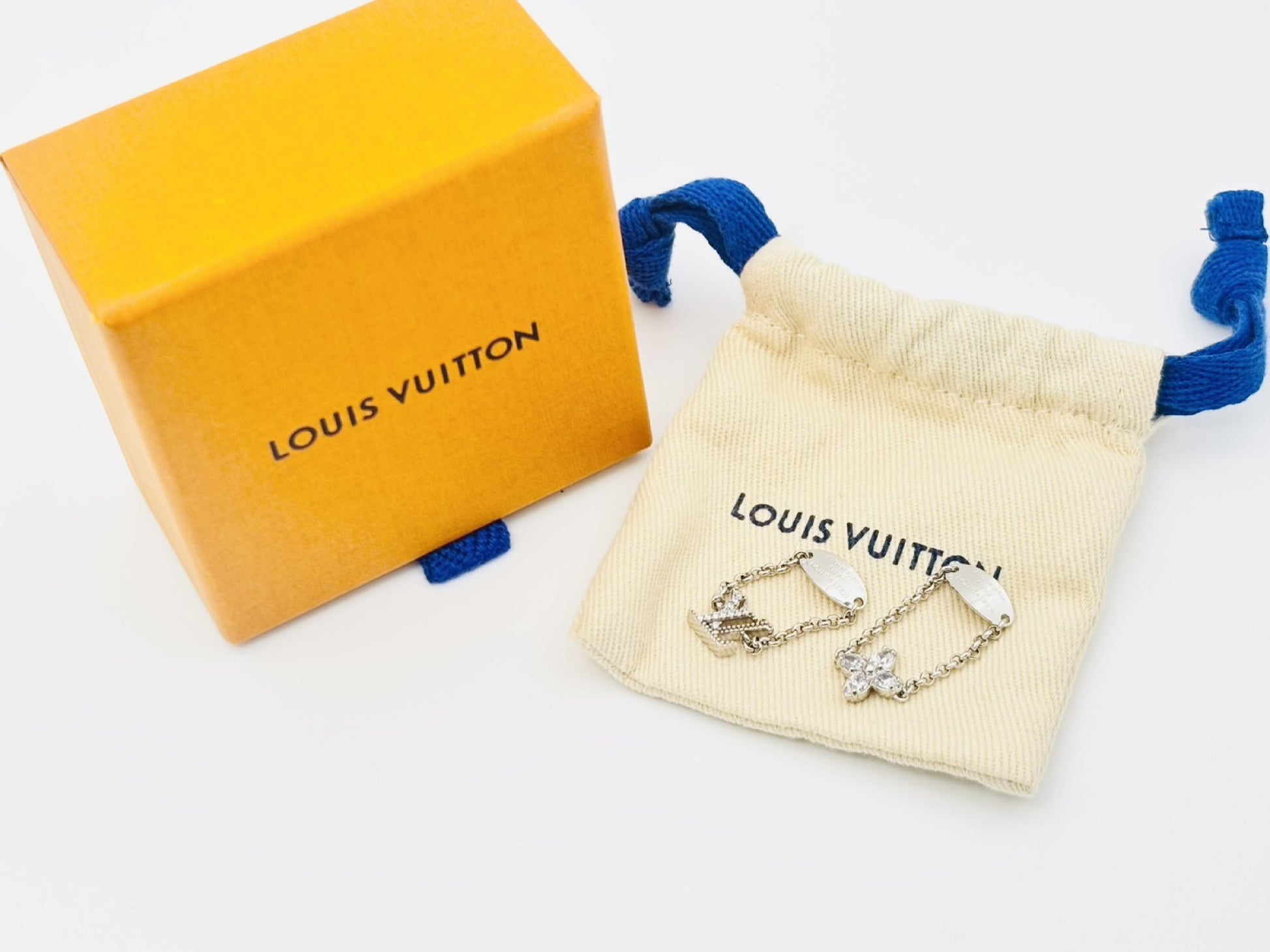 LOUIS VUITTON Vuitton M1379S Set Ring Lady LV Ring #S TE3234 Rhinestone Silver 2 Piece Set Ring