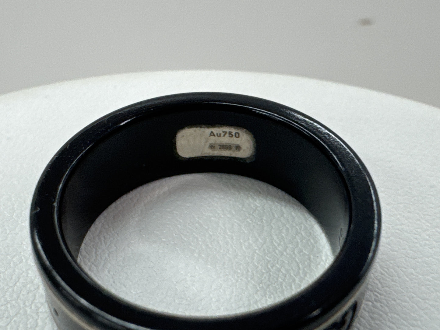 GUCCI Black Ceramic #17 WG 750/Metal 2.5g Ring