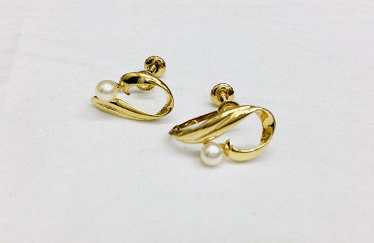 MIKIMOTO Gift Collection Pearl Diameter Approx. 4.1/4.2mm SV 2.5g Earrings