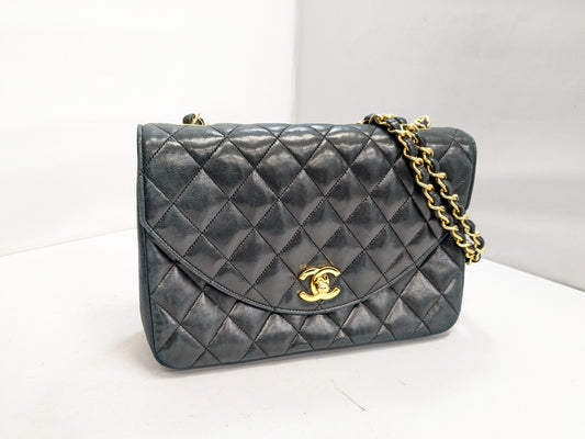 CHANEL Lam Matlasse Single 0858583 Seal Galler Shoulder Bag