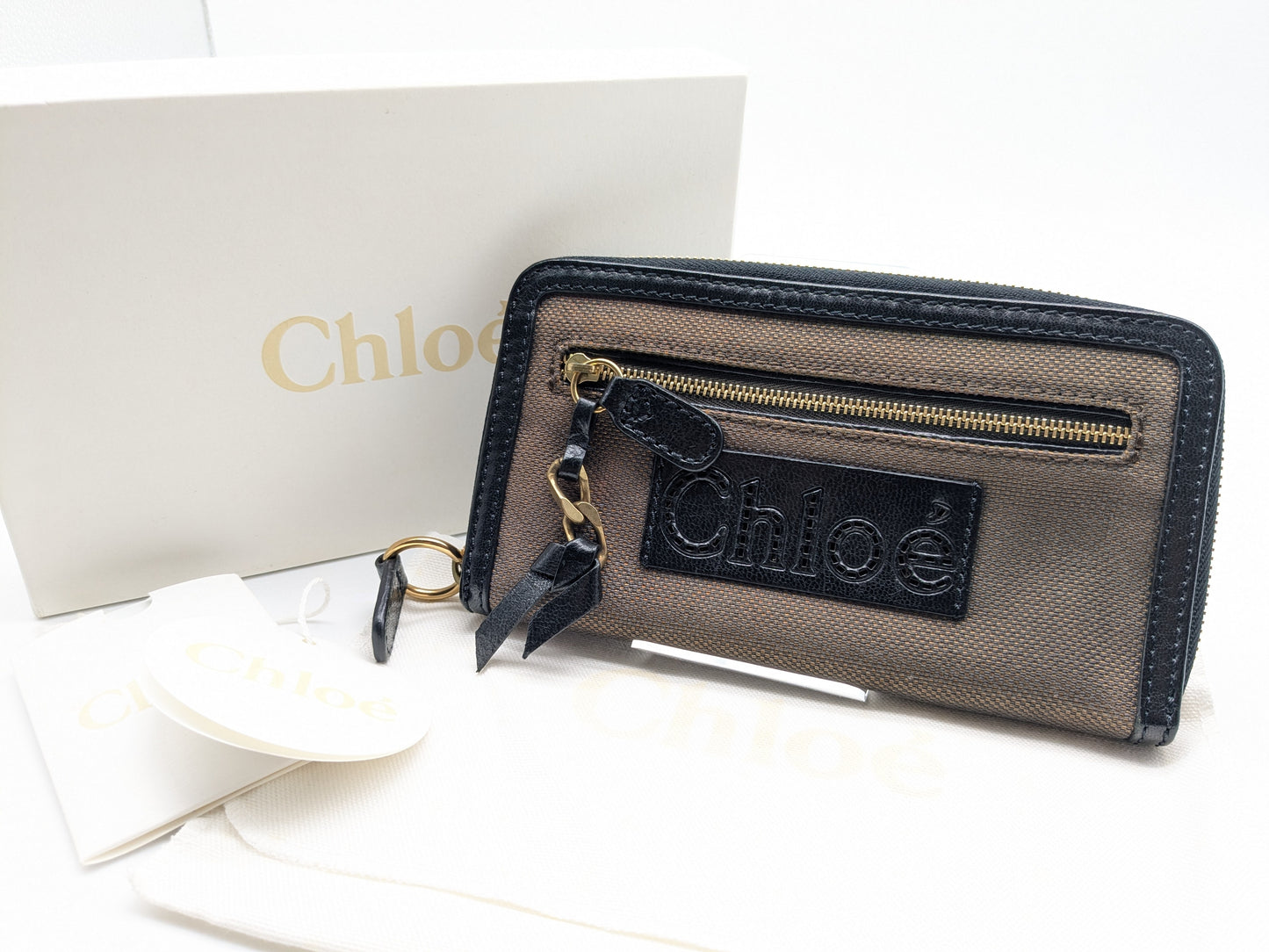 Chloe Round Wallet