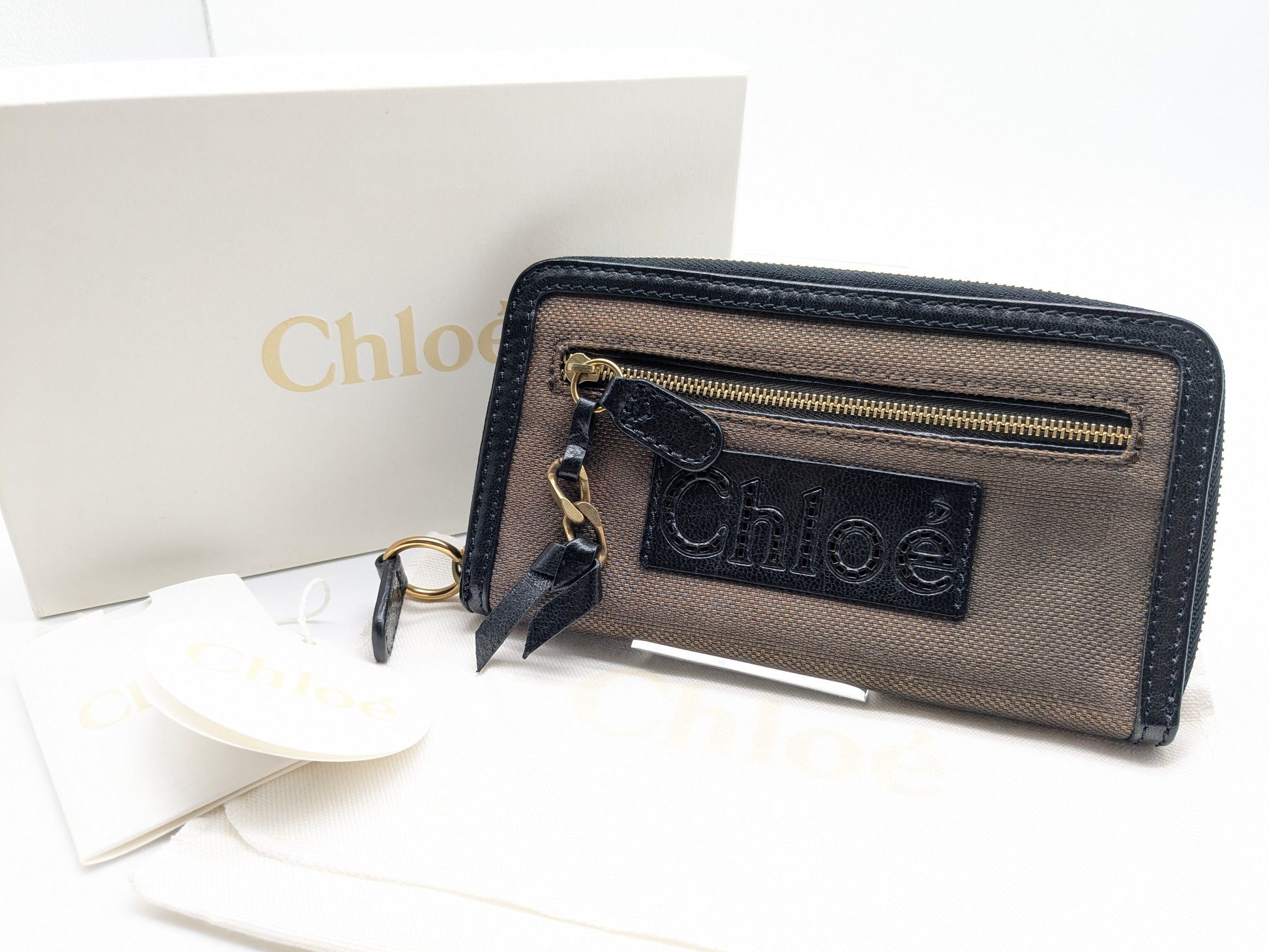 Chloe Round Wallet