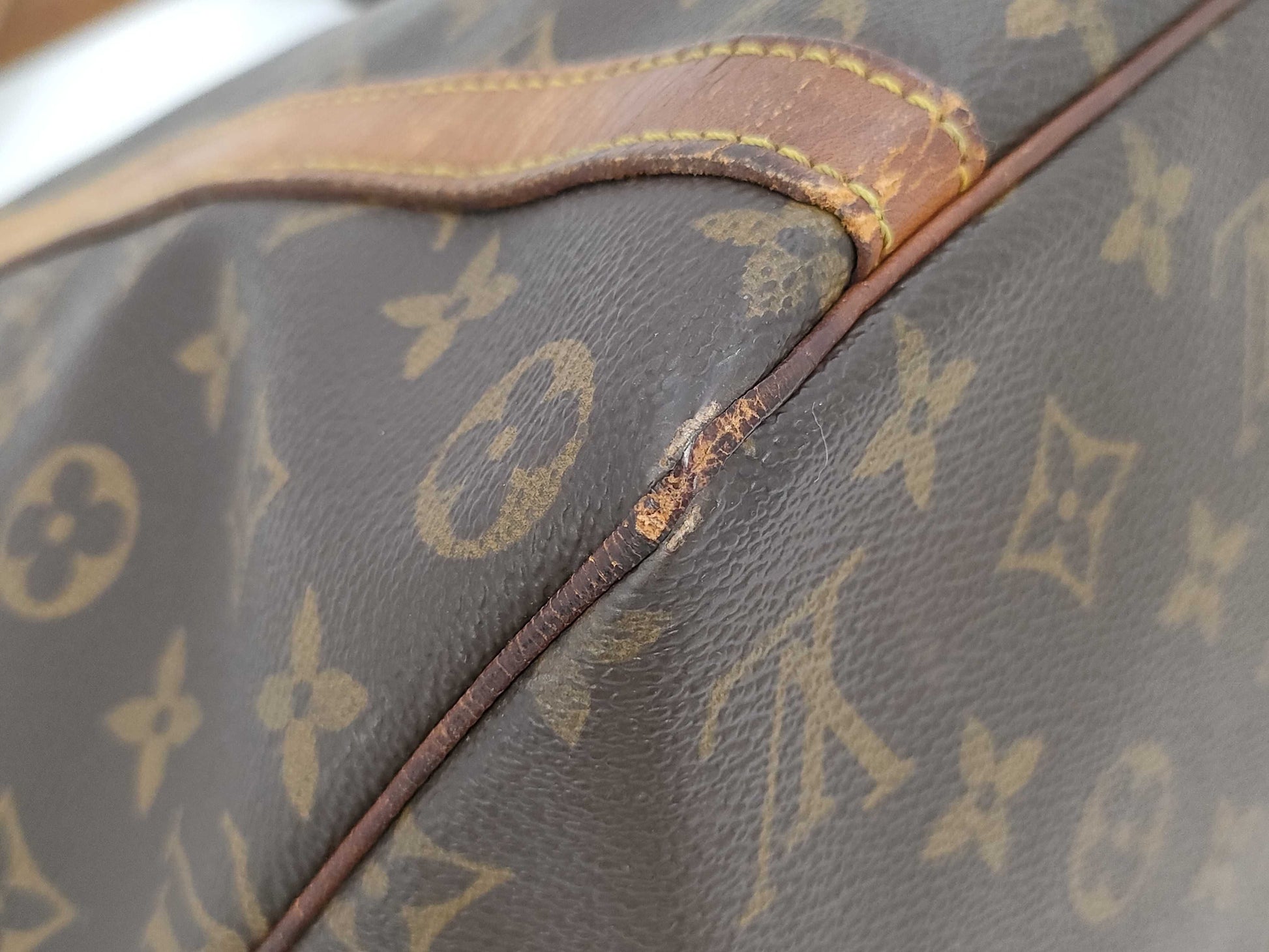 LOUIS VUITTON Louis Vuitton Monogram Sack Shopping Tote Bag