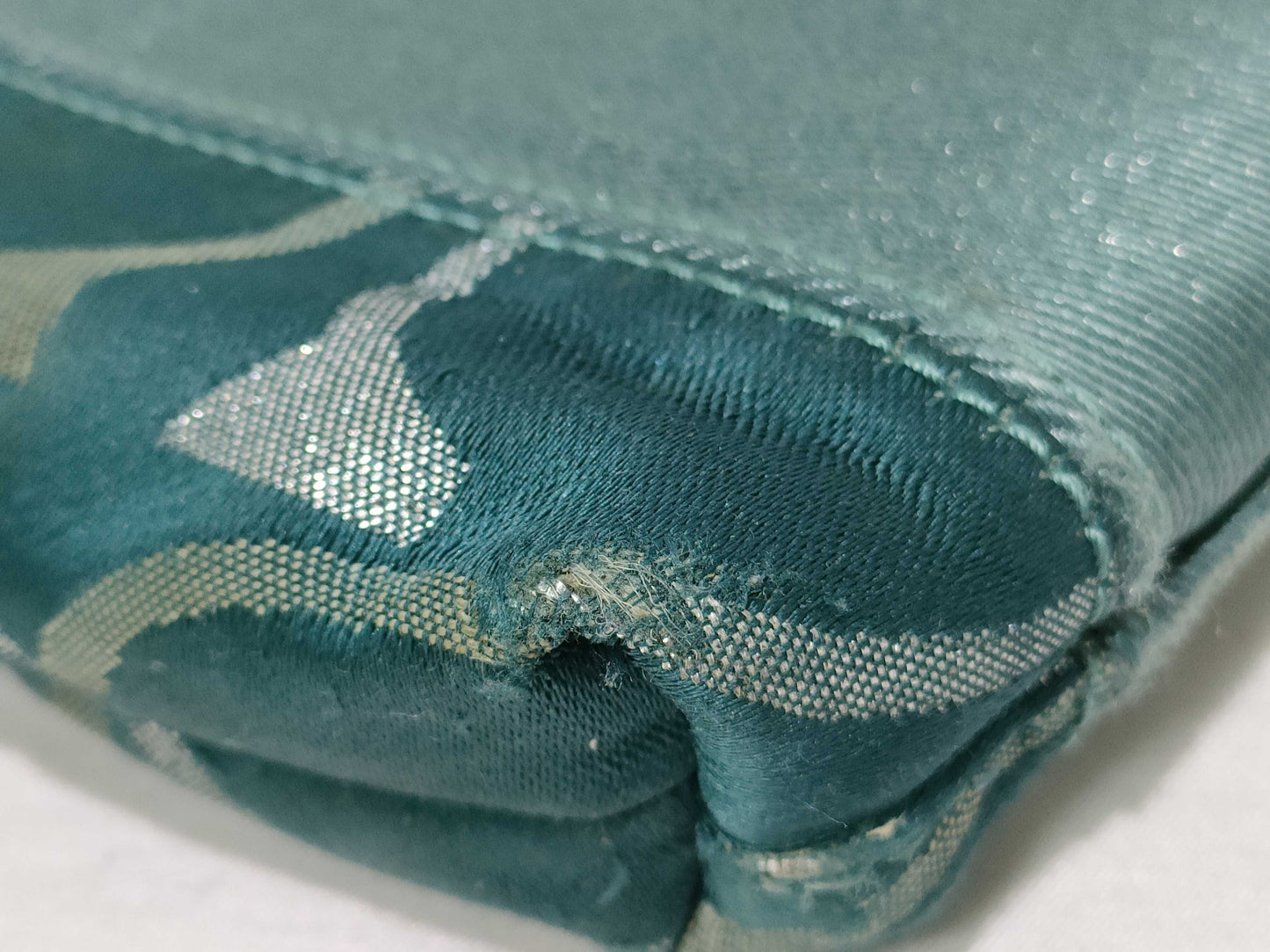 COACH 3-point summary shoulder bag