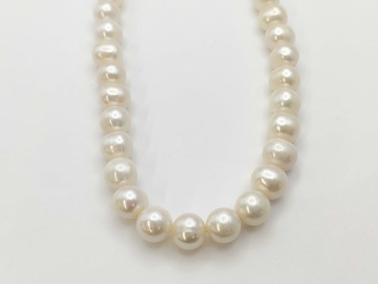 Semi-round pearls, diameter approx. 9.2-11.2mm, Sterling Silver, 67.2g / Semi-round pearls, diameter approx. 9.5-10.8mm, Metal, 4.7g Necklace