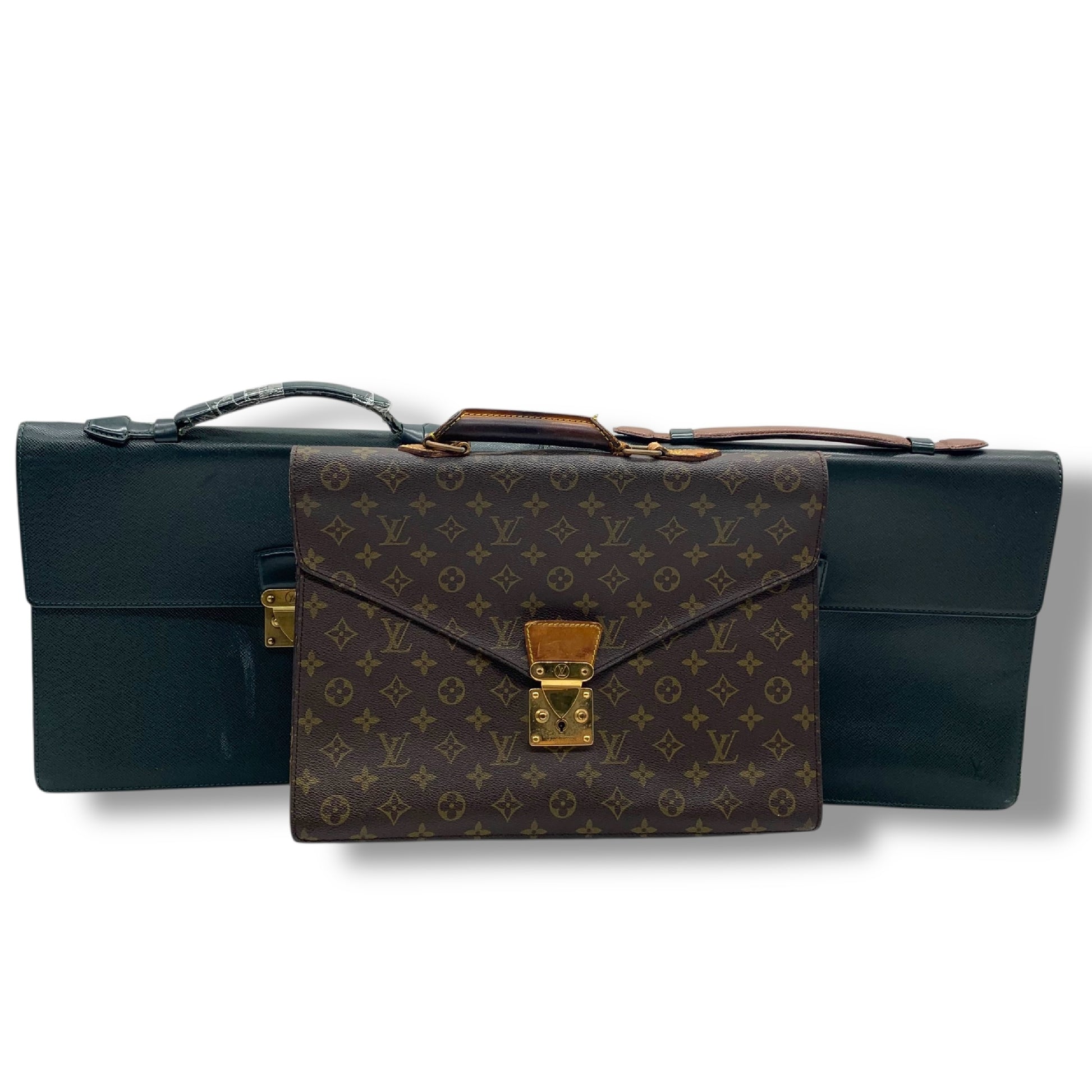 LOUIS VUITTON Taiga Monogram Business Bag 3-Piece Set