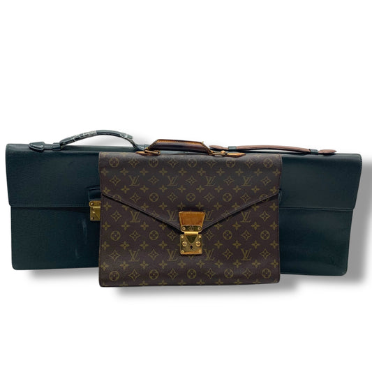 LOUIS VUITTON Taiga Monogram Business Bag 3-Piece Set