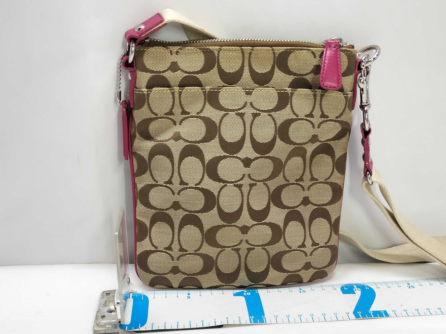 COACH Signature COCAH Coach Signature Canvas Shoulder Bag Pink 43976 Shoulder Bag