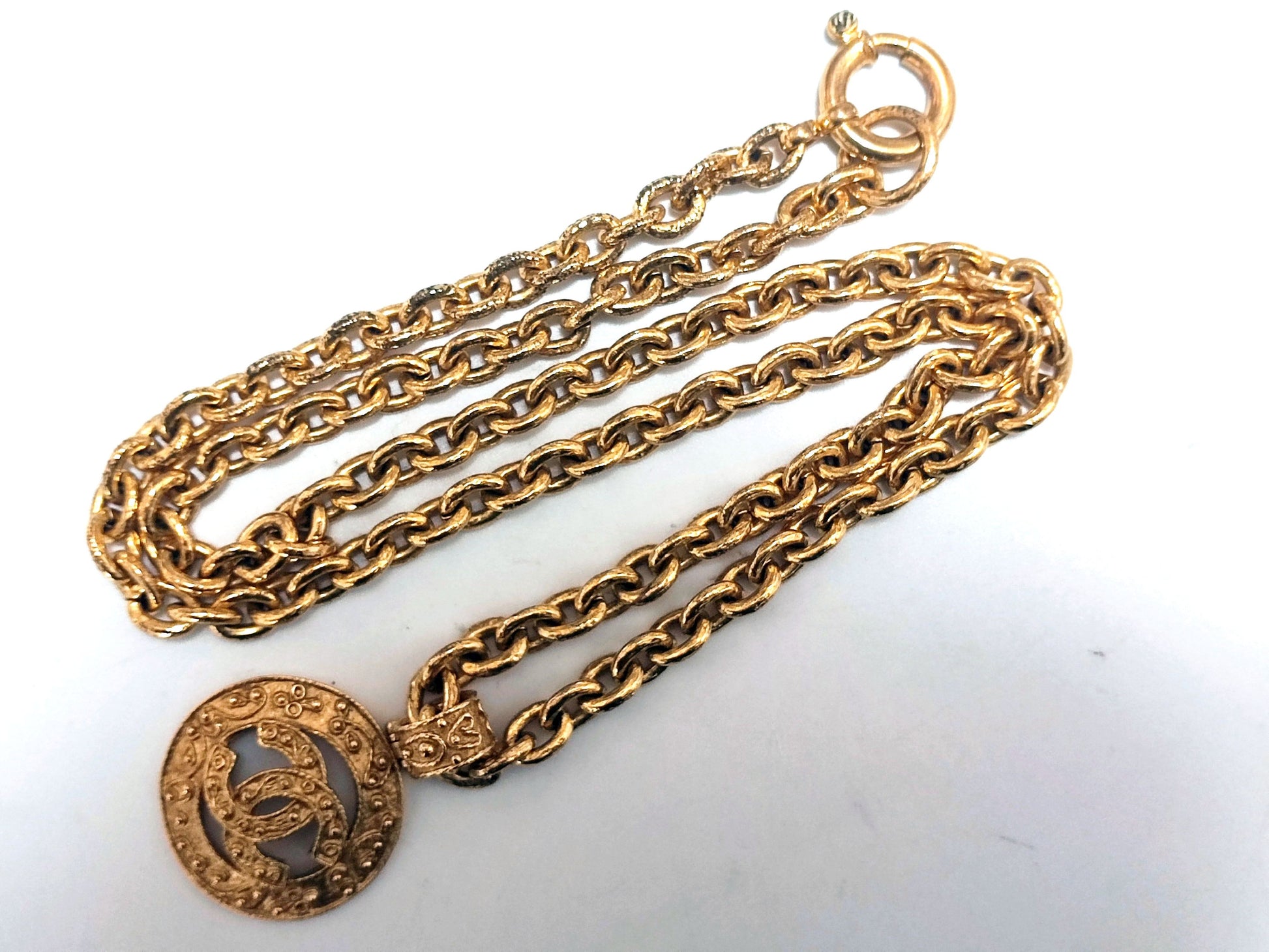 CHANEL Coco Mark Circle Necklace 94A Necklace