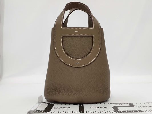 HERMES In the Loop 18 Taurillon Clemence K Stamped Etoupe Handbag