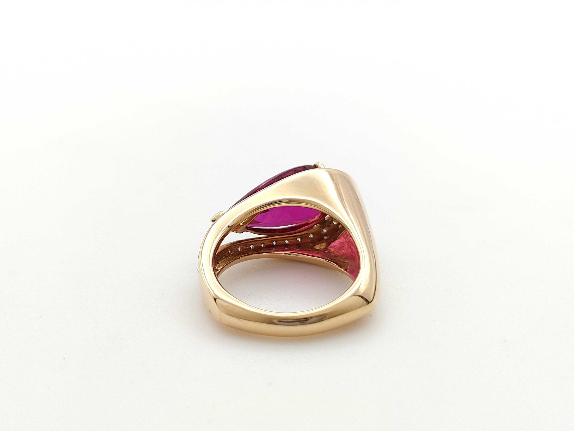 TL5.56ct D0.50ct K18 11.2g Ring