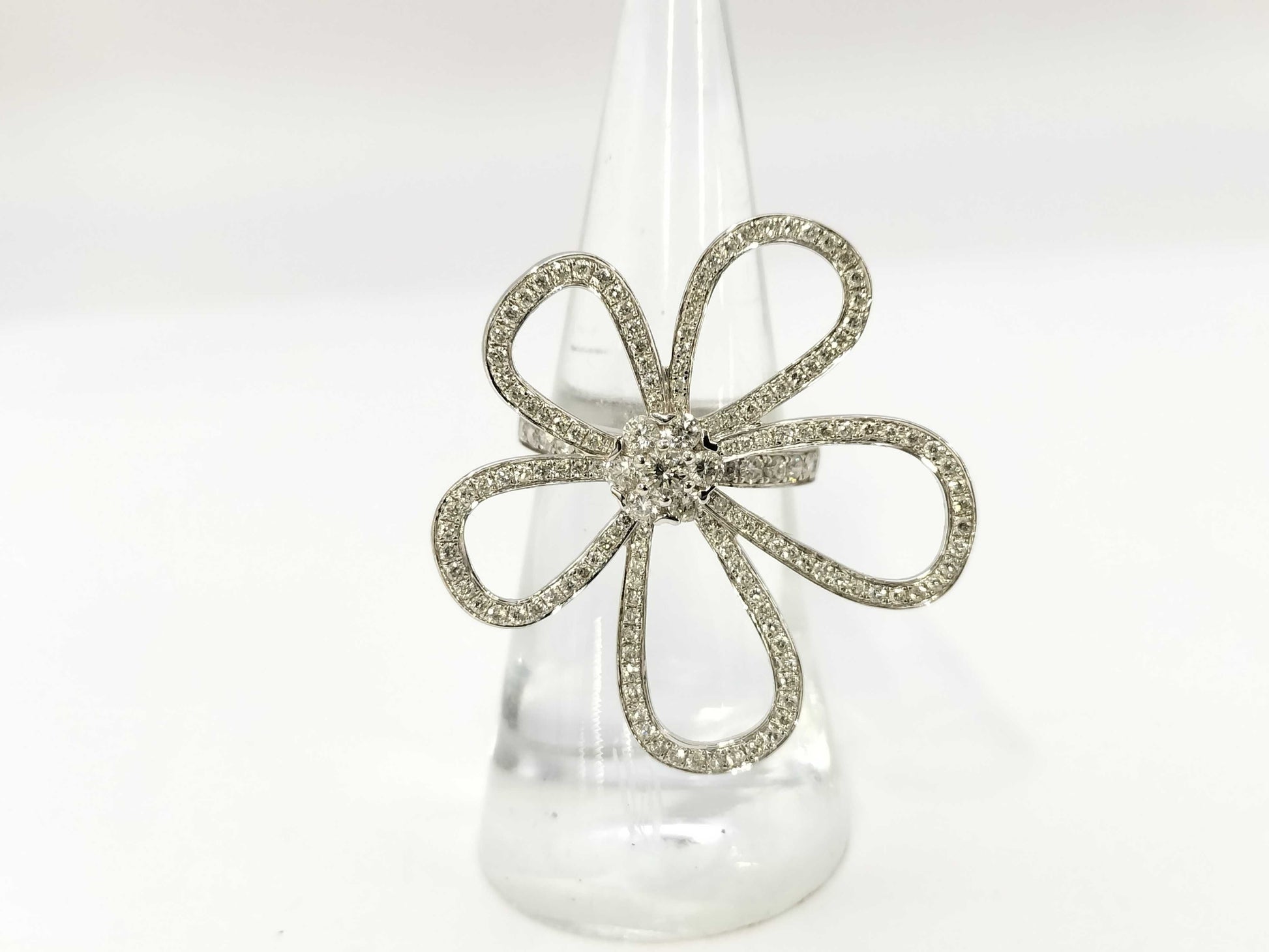D1.40ct 750 7.3g Ring