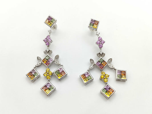 Colored Stone 10.05ct D0.36ct 750 17.0g Earrings