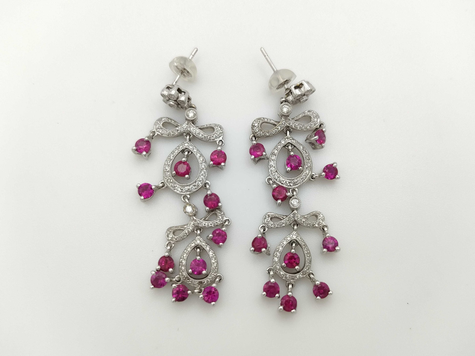R2.86ct D0.67ct K18WG 9.6g Earrings