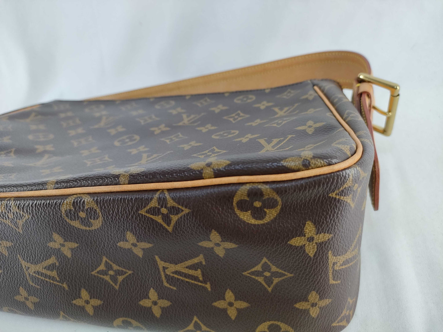 LOUIS VUITTON Monogram LV Monogram Vivacite GM M51163/AR0064 Shoulder Bag