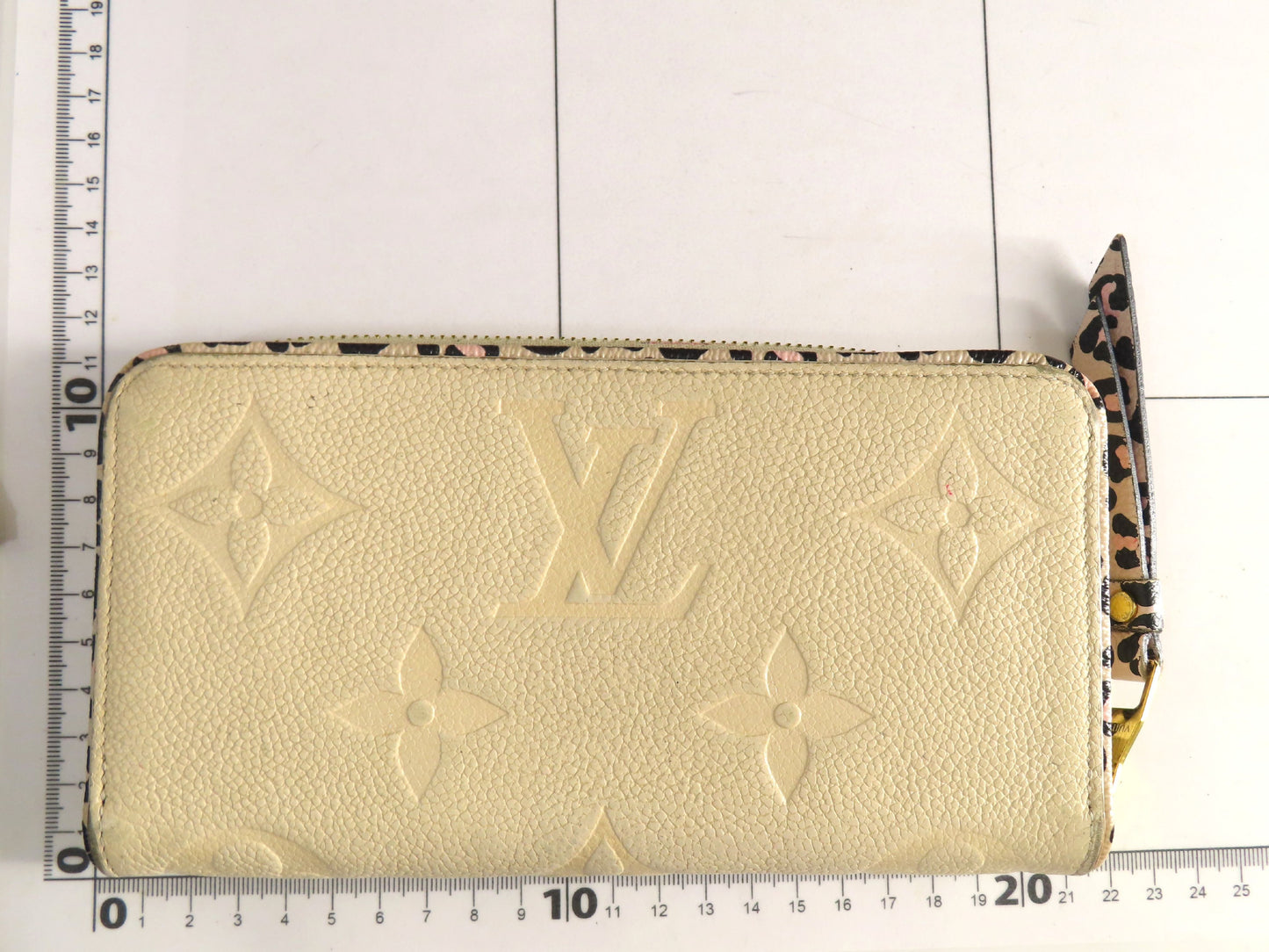 LOUIS VUITTON Monogram Empreinte Louis Vuitton Empreinte Zippy Wallet