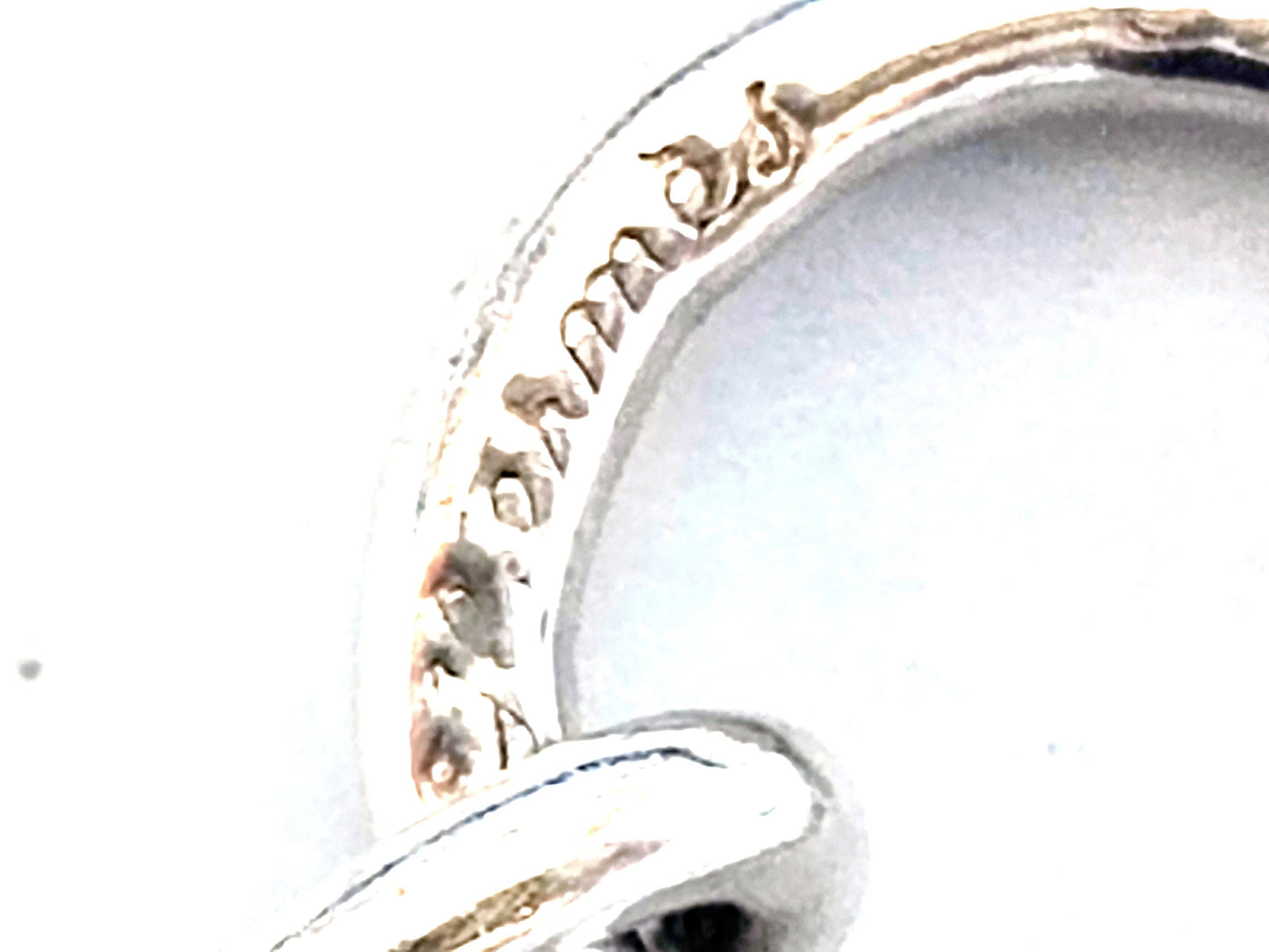 HERMES Schone Dunkle PM 1970s - 80s Cursive Engraved 17 Frames SV925 34.8g Vintage Bracelet Bracelet Bangle