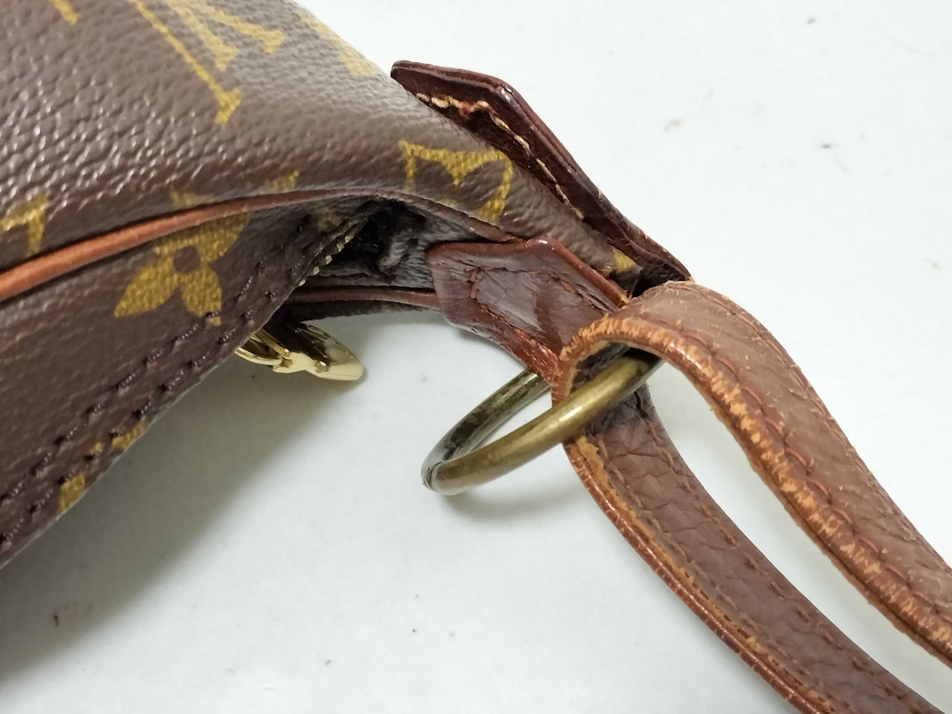 LOUIS VUITTON Monogram Louis Vuitton Boulogne Monogram Shoulder Bag