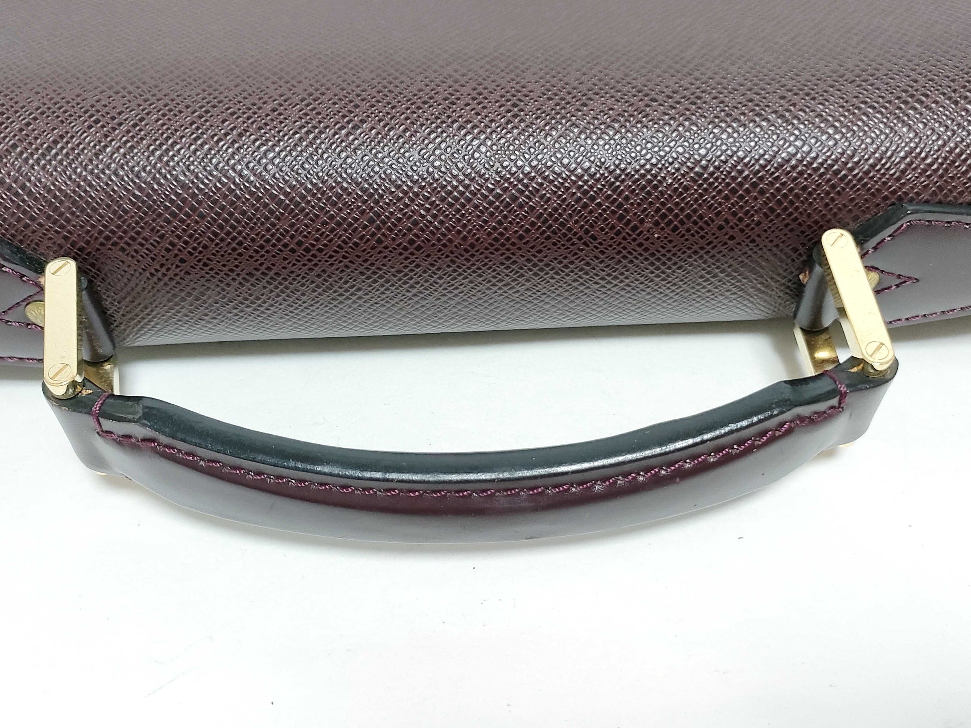 LOUIS VUITTON Louis Vuitton Moscova Taiga Acajou M30036 RI1012 Business Bag